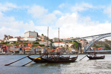 Porto mit Ponte Dom Luís im Hintergrund